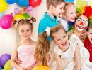 Šventės „Vaikų dienos šokis su lėlėmis“ scenarijus