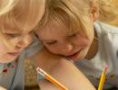 Ako naučiť dieťa krásne písať: triky na domáce vyučovanie Ako naučiť dieťa krásne písať perom